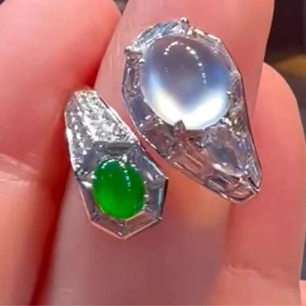 “Dual Serenity” Green and White Jadeite Ring - Image 4