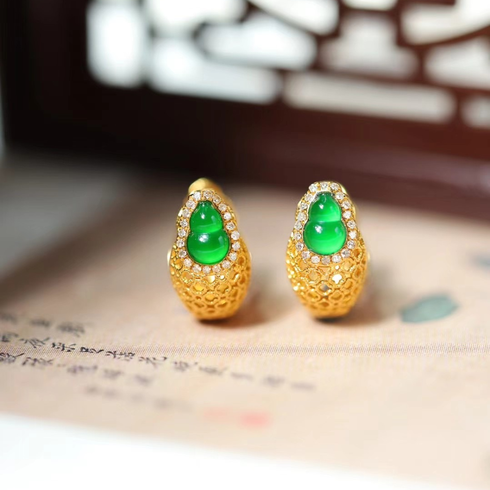 Lovely Gourd Jadeite Earrings - Image 2