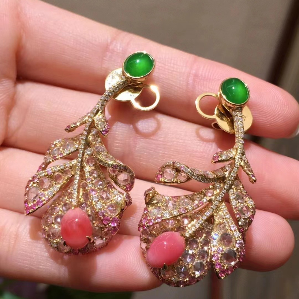 Luxurious Green Jadeite & Seashell Bead Earrings - Image 4